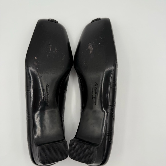 VTG Salvatore Ferragamo Black Leather Embossed Sorbet Nero PebbleSlip On Loafers - Picture 11 of 17